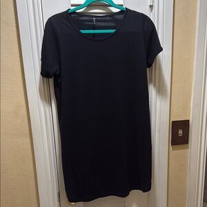 Black Short Sleeve Dress